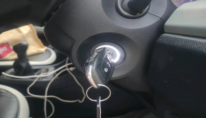 2024 Tata PUNCH ADVENTURE RHYTHM CNG, CNG, Manual, 70,578 km, interior