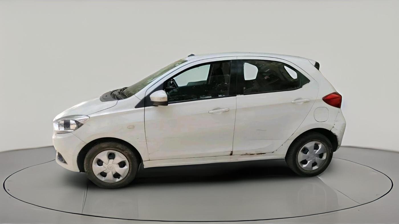 2016 Tata Tiago XT PETROL, Petrol, Manual, 41,974 km, exterior
