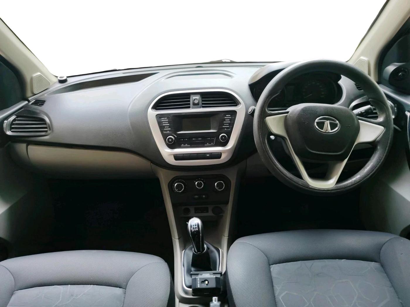 2016 Tata Tiago XT PETROL, Petrol, Manual, 41,974 km, interior