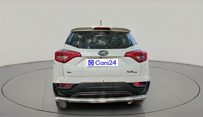 2019 Mahindra XUV300 W4 1.5 DIESEL, Diesel, Manual, 1,28,774 km, exterior