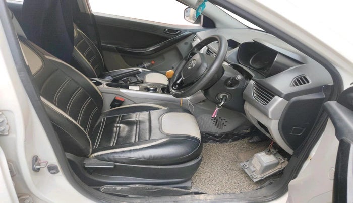 2018 Tata NEXON XM PETROL, Petrol, Manual, 1,14,881 km, interior
