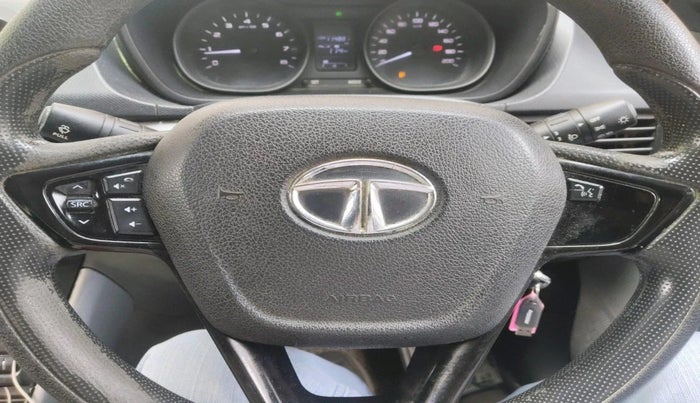 2018 Tata NEXON XM PETROL, Petrol, Manual, 1,14,881 km, interior