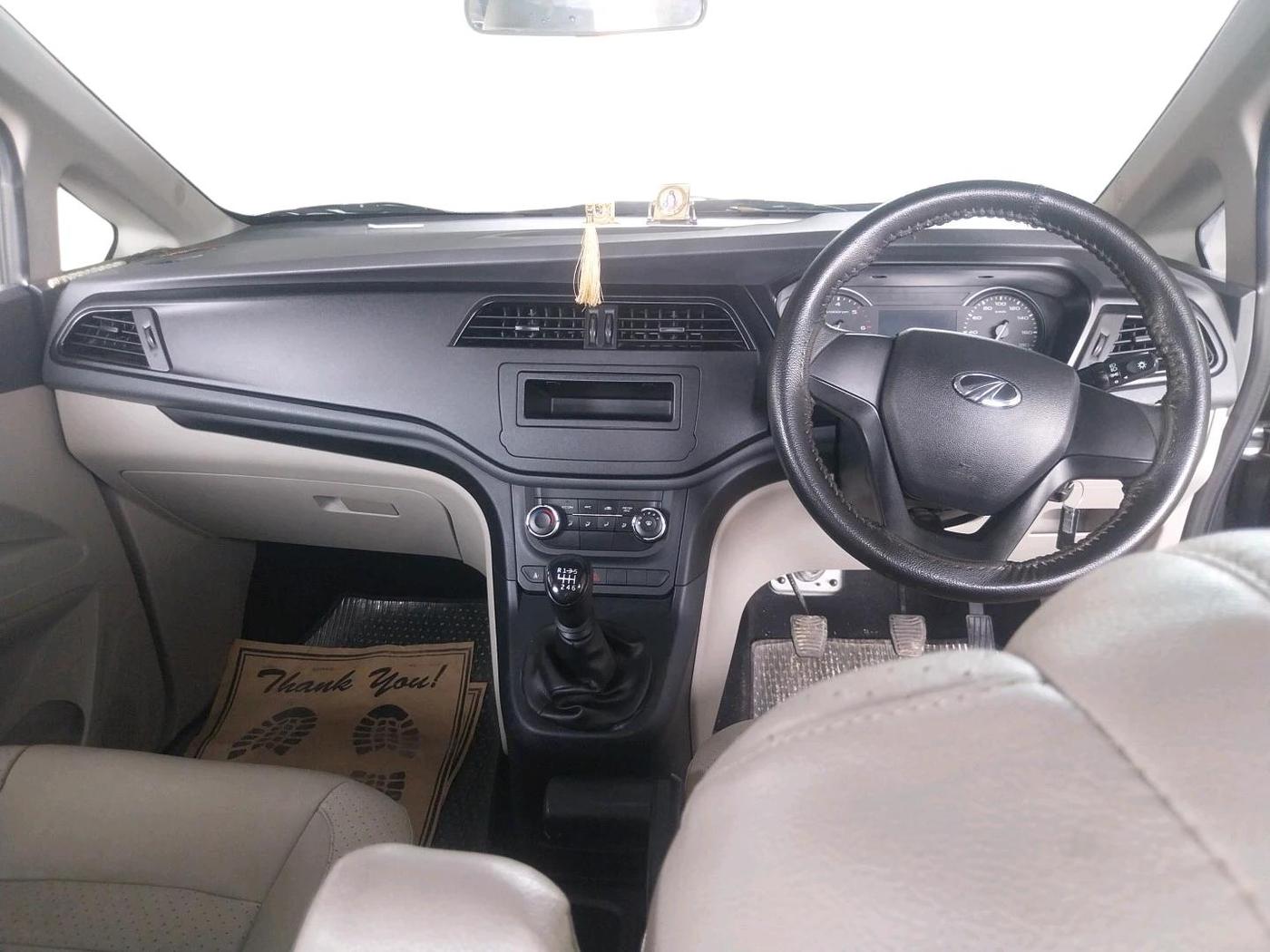 2019 Mahindra MARAZZO M2 8 STR, Diesel, Manual, 17,001 km, interior