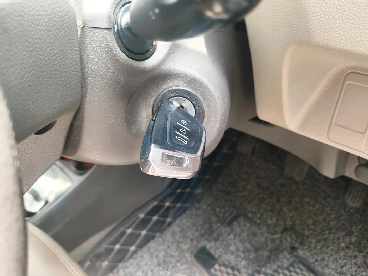 2015 Toyota Etios Liva G, Petrol, Manual, 62,758 km, interior