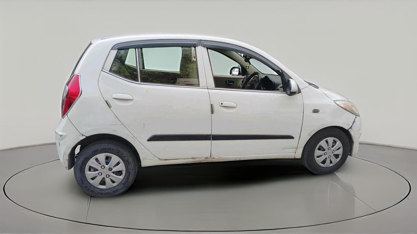 2011 Hyundai i10 MAGNA 1.2, CNG, Manual, 59,954 km, exterior