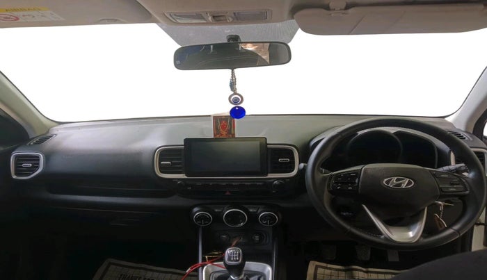 2019 Hyundai VENUE SX 1.0 TURBO, Petrol, Manual, 34,704 km, interior