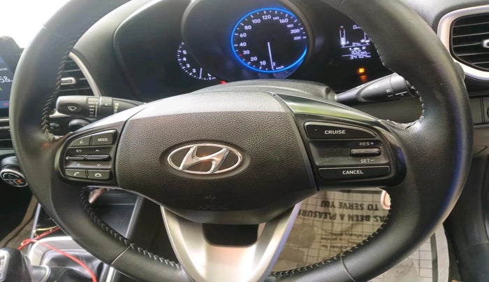 2019 Hyundai VENUE SX 1.0 TURBO, Petrol, Manual, 34,704 km, interior