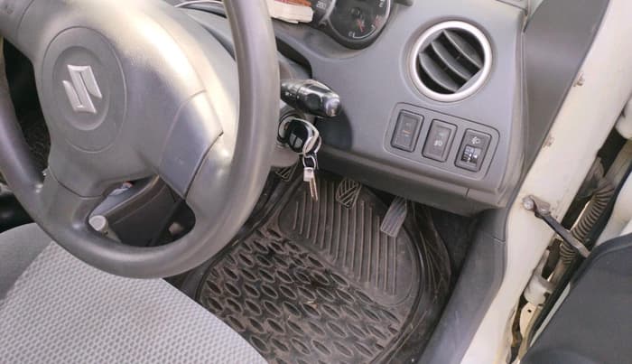 2011 Maruti Swift Dzire VXI, Petrol, Manual, 77,672 km, interior
