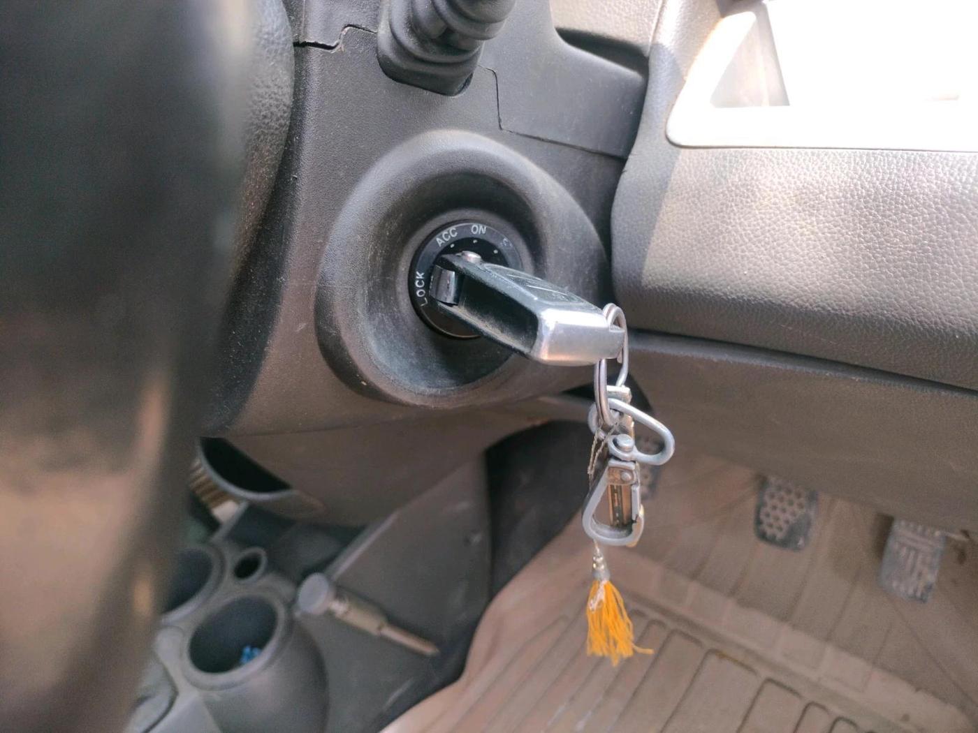 2015 Chevrolet Beat LT PETROL, CNG, Manual, 1,25,444 km, interior