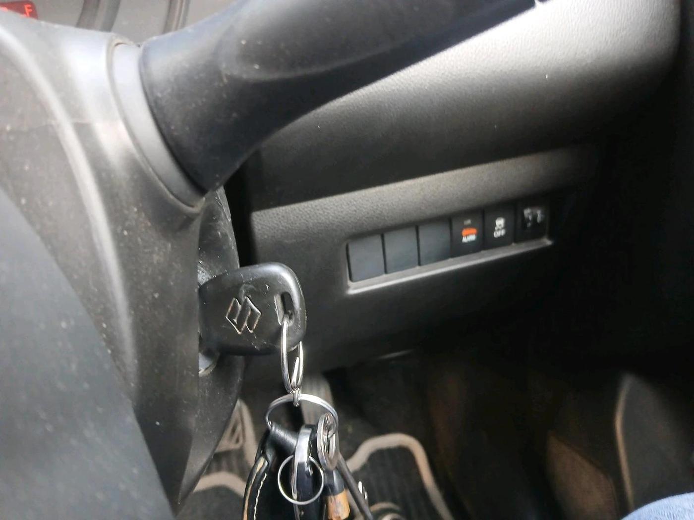 2023 Maruti Swift LXI, Petrol, Manual, 15,116 km, interior