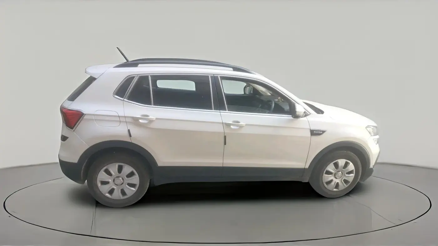 2022 Skoda KUSHAQ ACTIVE 1.0L TSI MT, Petrol, Manual, 66,675 km, exterior