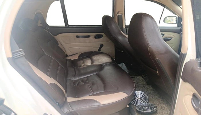 2013 Hyundai Santro Xing GLS, CNG, Manual, 1,11,902 km, interior