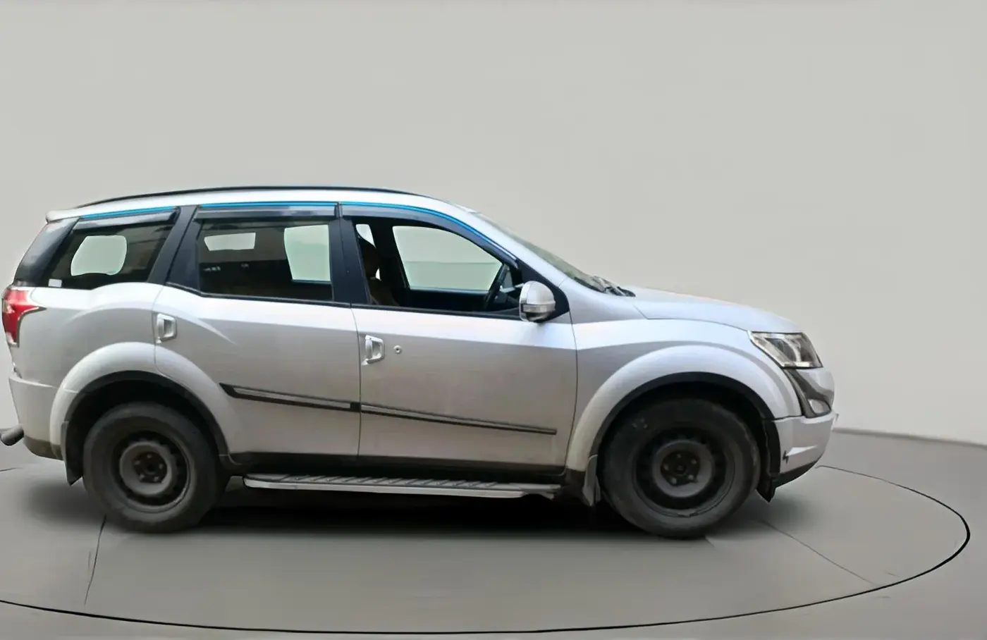 2019 Mahindra XUV500 W7, Diesel, Manual, 76,757 km, exterior