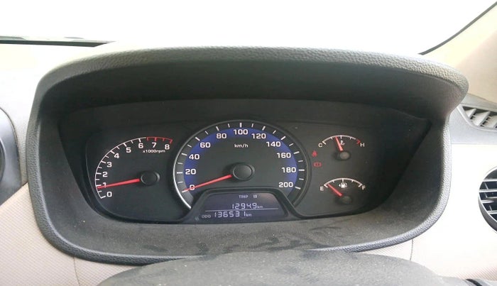 2014 Hyundai Xcent BASE 1.2, Petrol, Manual, 1,36,531 km, interior