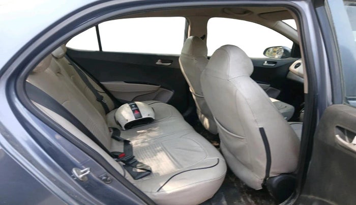 2014 Hyundai Xcent BASE 1.2, Petrol, Manual, 1,36,531 km, interior