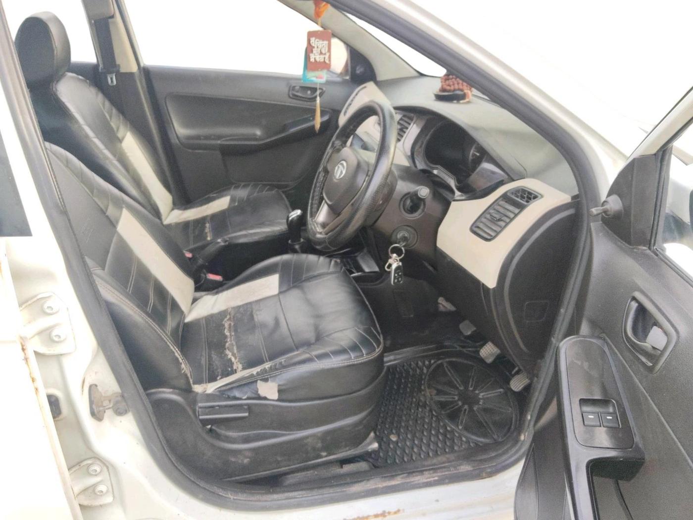 2016 Tata Zest XE 75PS DIESEL, Diesel, Manual, 99,884 km, interior