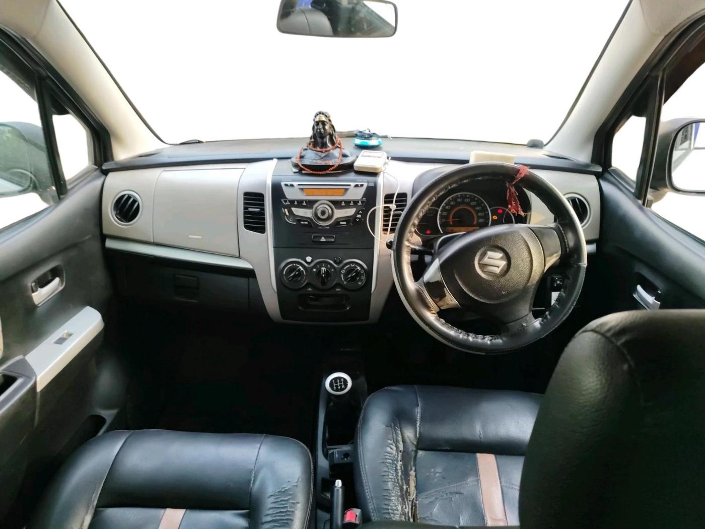 2013 Maruti Wagon R 1.0 VXI, CNG, Manual, 1,35,593 km, interior