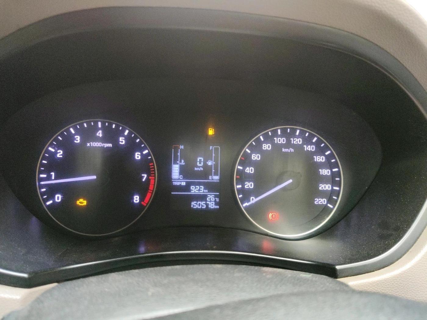 2015 Hyundai Elite i20 MAGNA 1.2, CNG, Manual, 1,50,578 km, interior