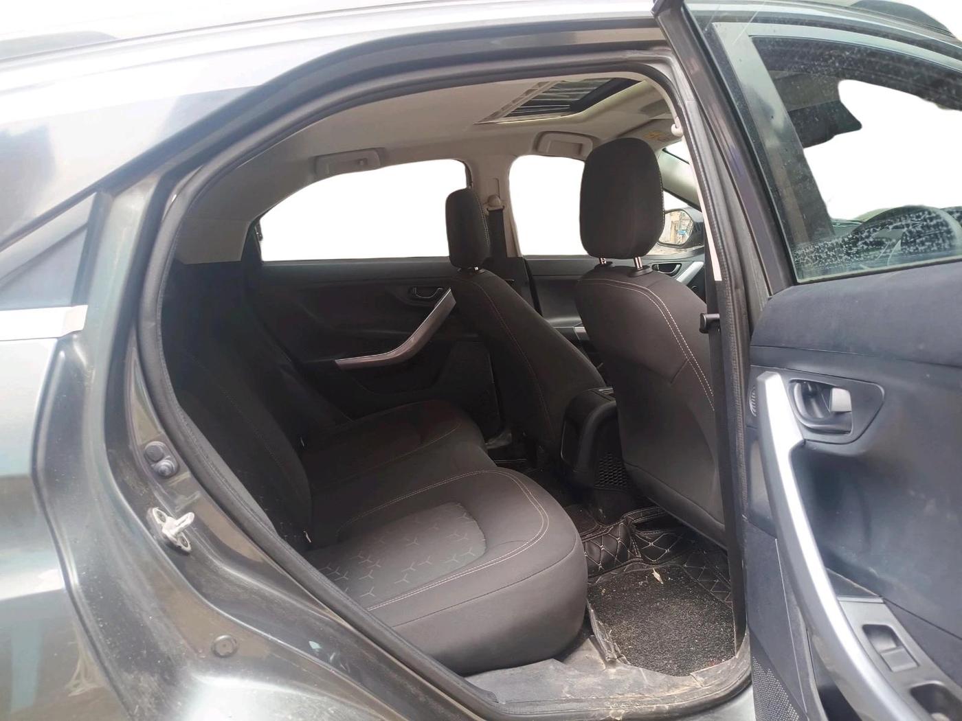 2021 Tata NEXON XMA SUNROOF PETROL, Petrol, Automatic, 50,663 km, interior