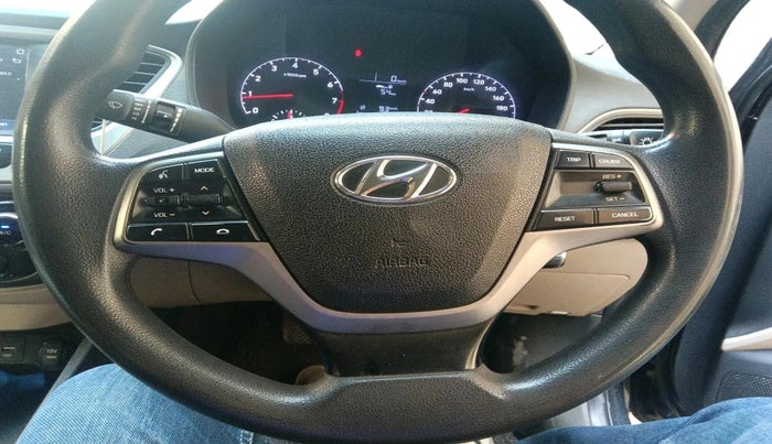 2018 Hyundai Verna 1.6 VTVT SX, Petrol, Manual, 64,344 km, interior