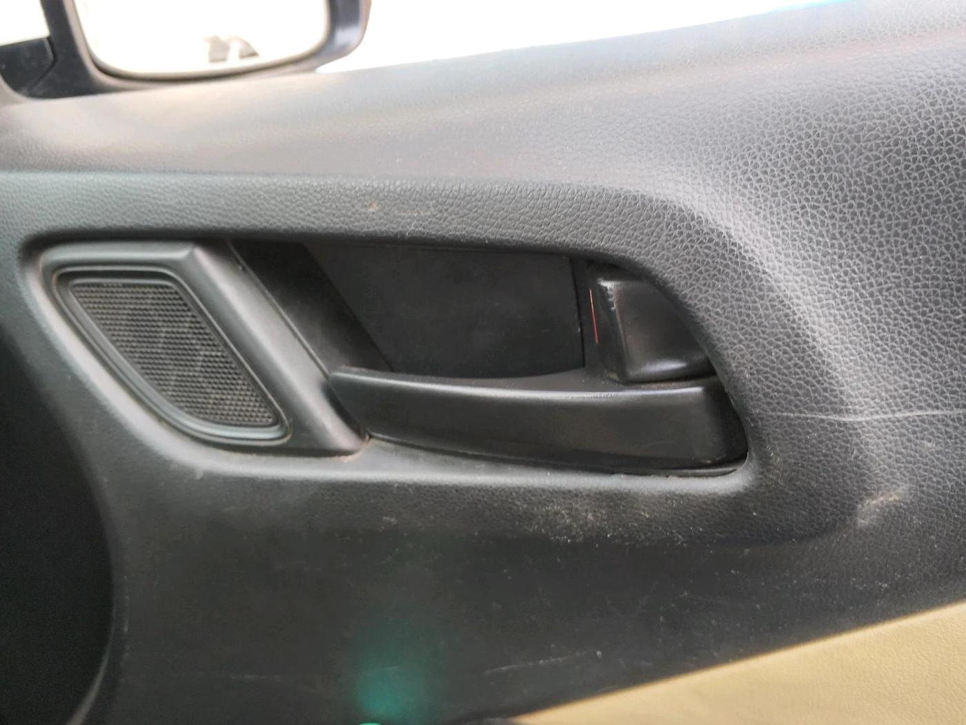 2015 Honda City 1.5L I-VTEC SV, CNG, Manual, 2,14,277 km, interior