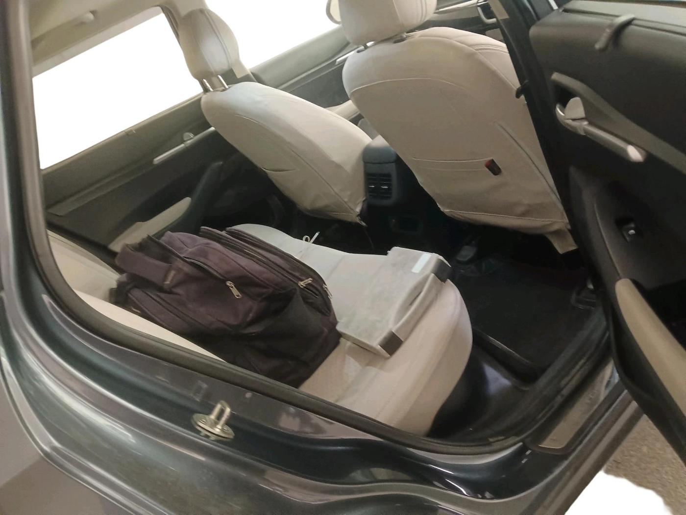 2022 KIA SELTOS HTK PLUS 1.5 IMT, Petrol, Manual, 61,382 km, interior