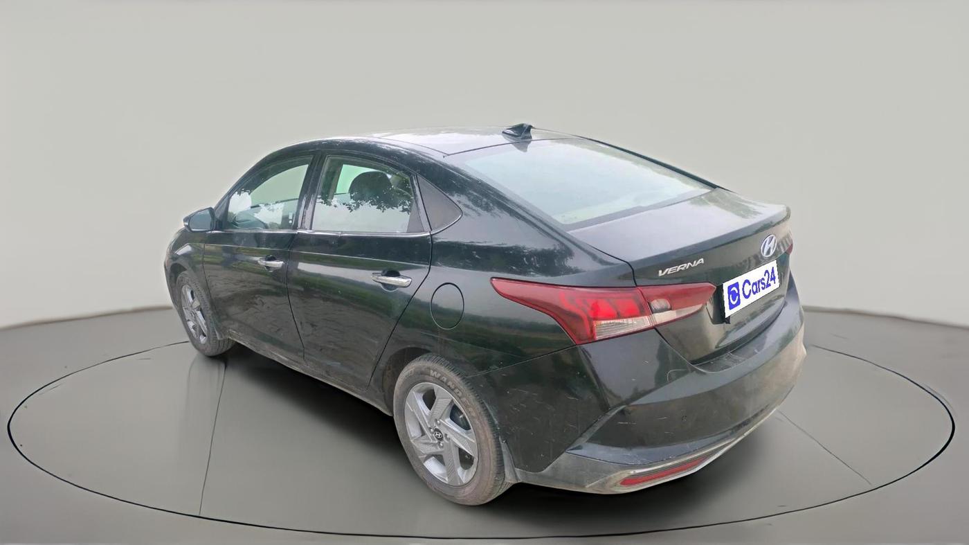 2022 Hyundai Verna SX 1.5 CRDI, Diesel, Manual, 1,62,553 km, exterior