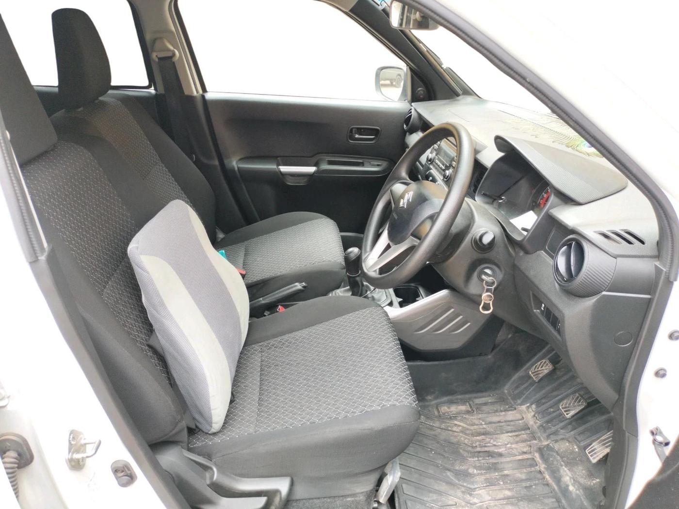 2024 Maruti IGNIS SIGMA 1.2, Petrol, Manual, 13,687 km, interior