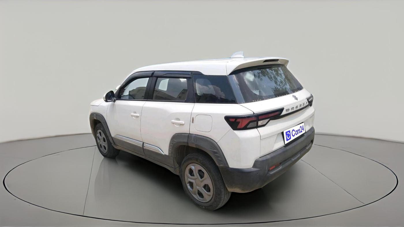 2025 Maruti BREZZA LXI S- CNG, CNG, Manual, 33,404 km, exterior