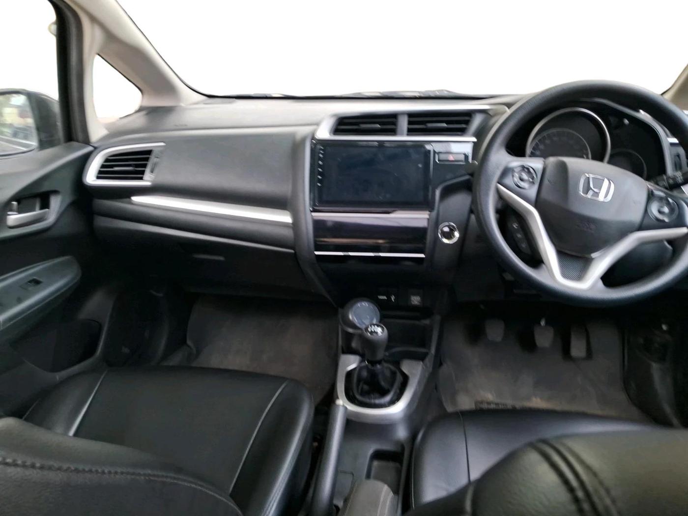 2019 Honda WR-V 1.5L I-DTEC VX MT, Diesel, Manual, 66,653 km, interior