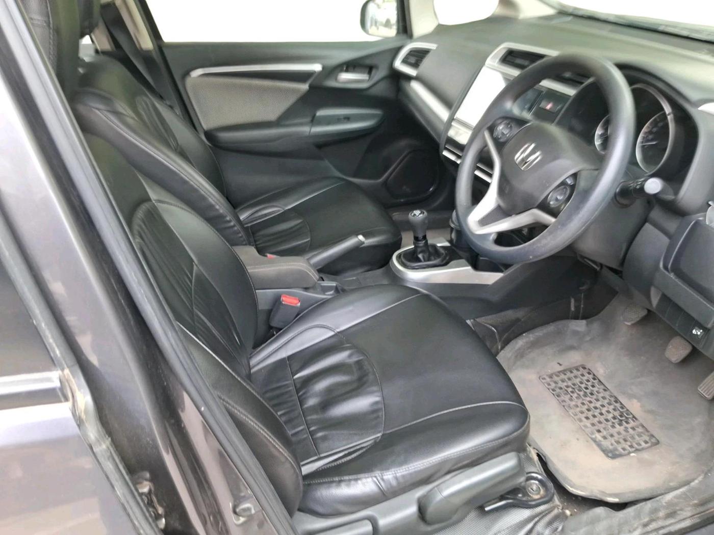 2019 Honda WR-V 1.5L I-DTEC VX MT, Diesel, Manual, 66,653 km, interior