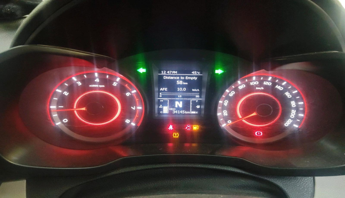 2021 Mahindra XUV300 W8 (O) 1.2 PETROL, Petrol, Manual, 34,145 km, interior
