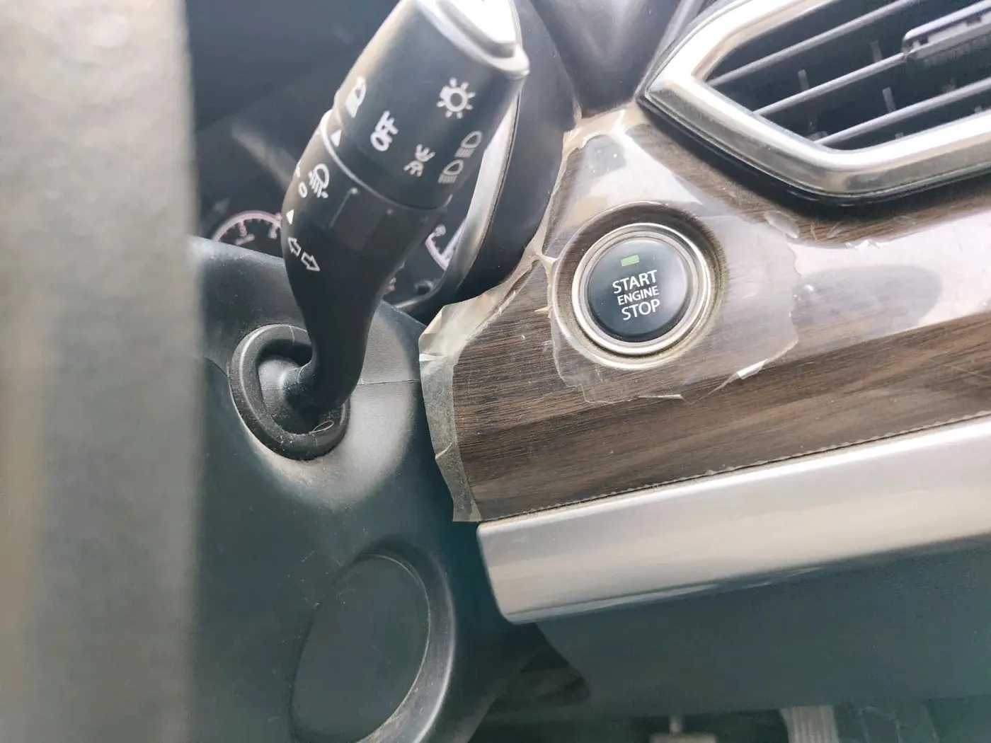 2019 Tata Harrier XT 2.0L KRYOTEC, Diesel, Manual, 1,01,032 km, interior