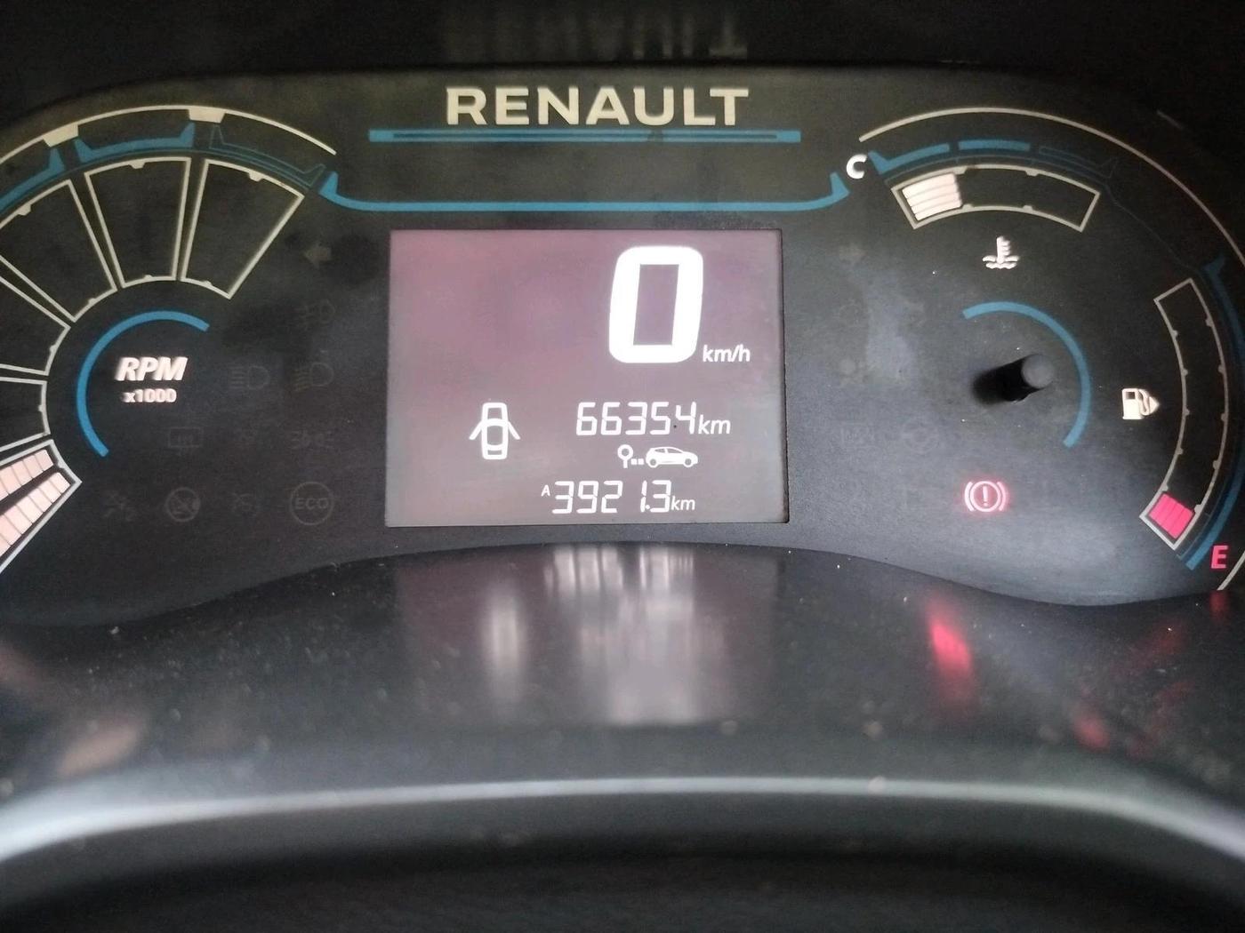 2019 Renault TRIBER RXL MT, CNG, Manual, 66,354 km, interior