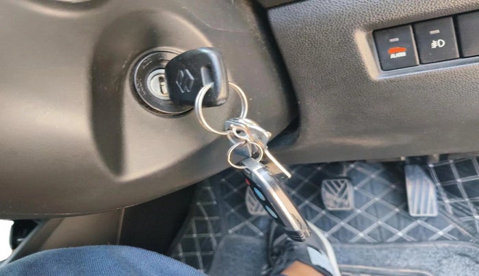 2019 Maruti Swift LXI, Petrol, Manual, 34,972 km, interior