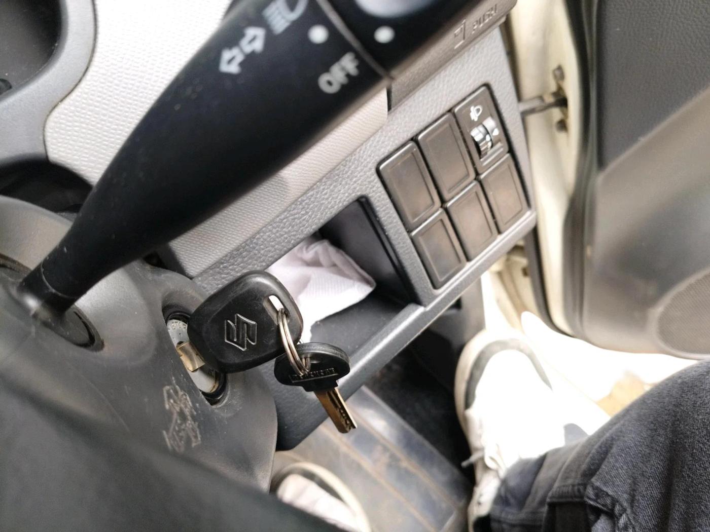 2012 Maruti Wagon R 1.0 LXI, Petrol, Manual, 70,247 km, interior