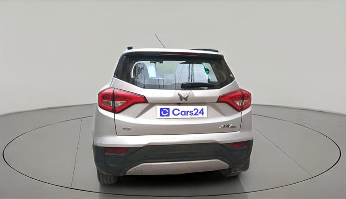 2022 Mahindra XUV300 W8 1.5 DIESEL, Diesel, Manual, 80,175 km, exterior