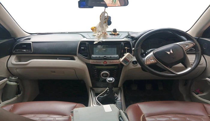 2022 Mahindra XUV300 W8 1.5 DIESEL, Diesel, Manual, 80,175 km, interior