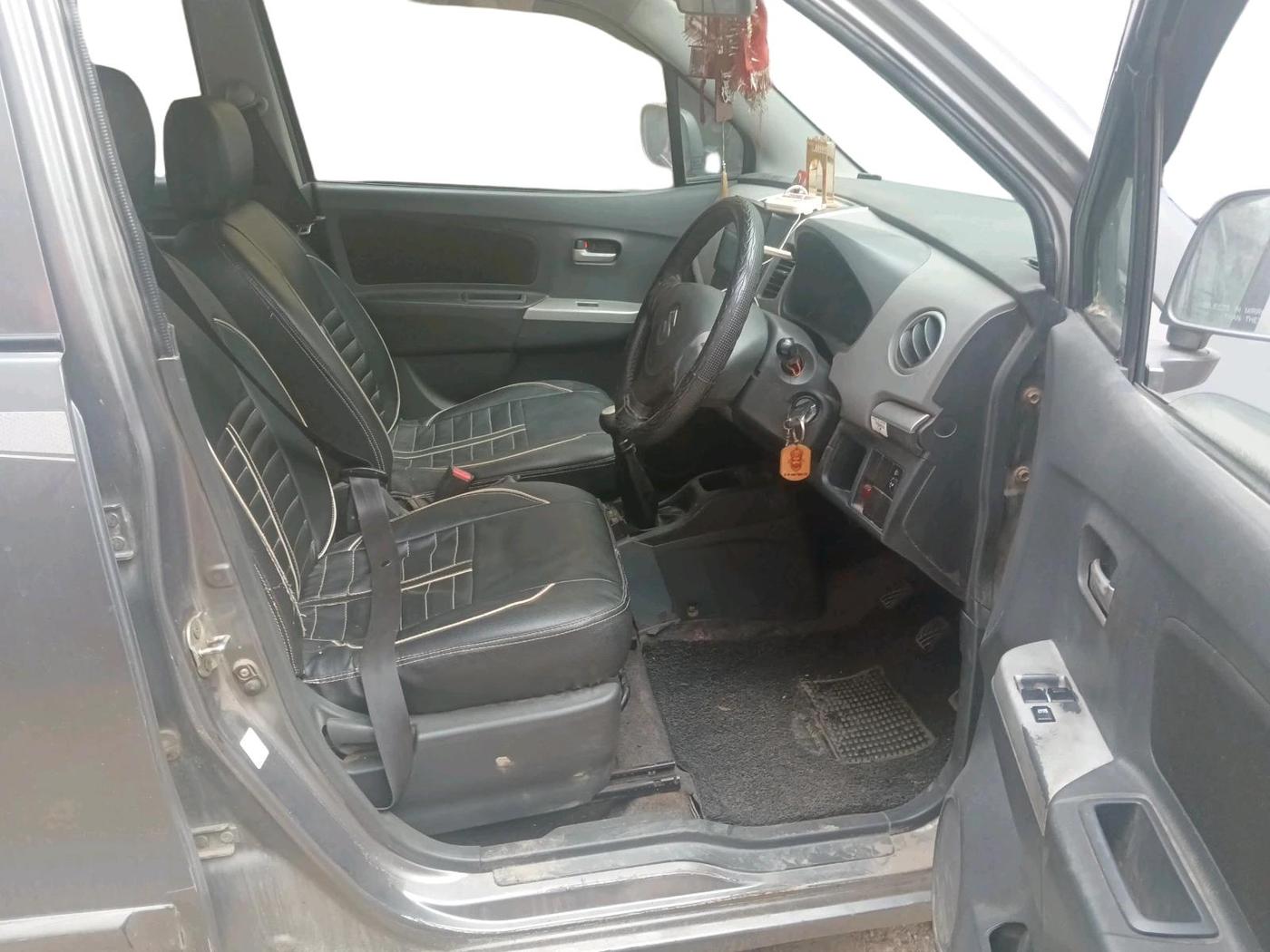 2012 Maruti Wagon R 1.0 LXI, Petrol, Manual, 1,16,280 km, interior