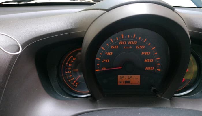 2013 Honda Amaze 1.2L I-VTEC VX, CNG, Manual, 1,21,121 km, interior