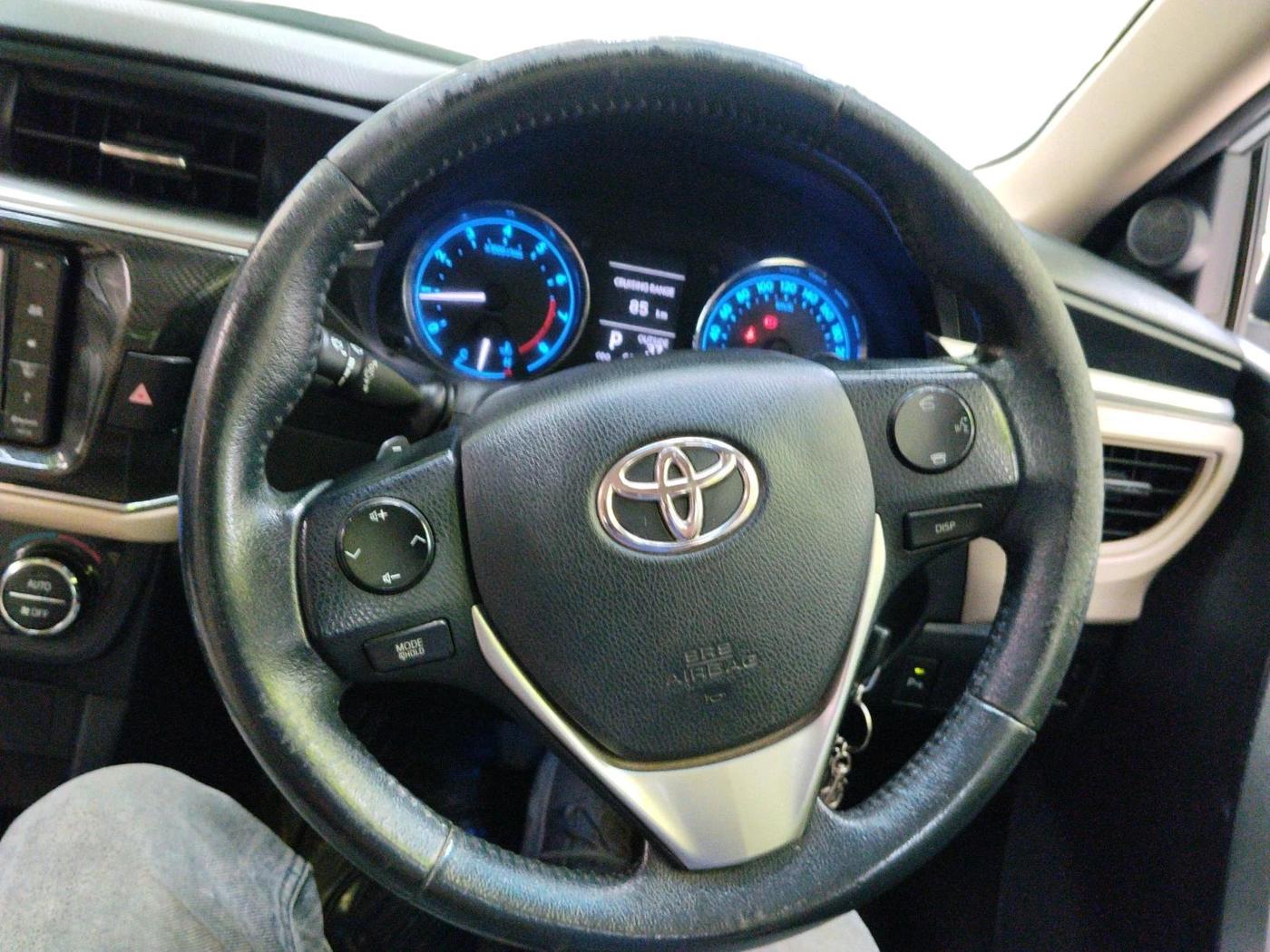 2014 Toyota Corolla Altis G CVT PETROL, Petrol, Automatic, 62,948 km, interior