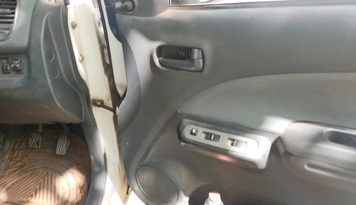 2013 Maruti Ritz LXI, CNG, Manual, 90,208 km, interior