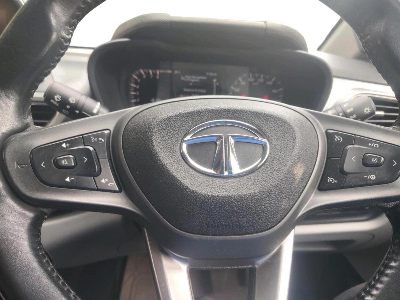 2020 Tata ALTROZ XZ PETROL, Petrol, Manual, 23,393 km, interior