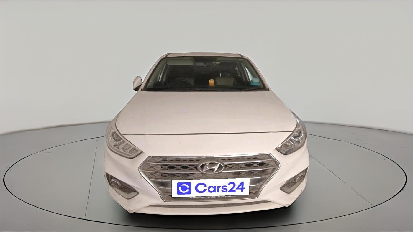 2017 Hyundai Verna 1.6 SX (O) CRDI MT, Diesel, Manual, 72,660 km, exterior