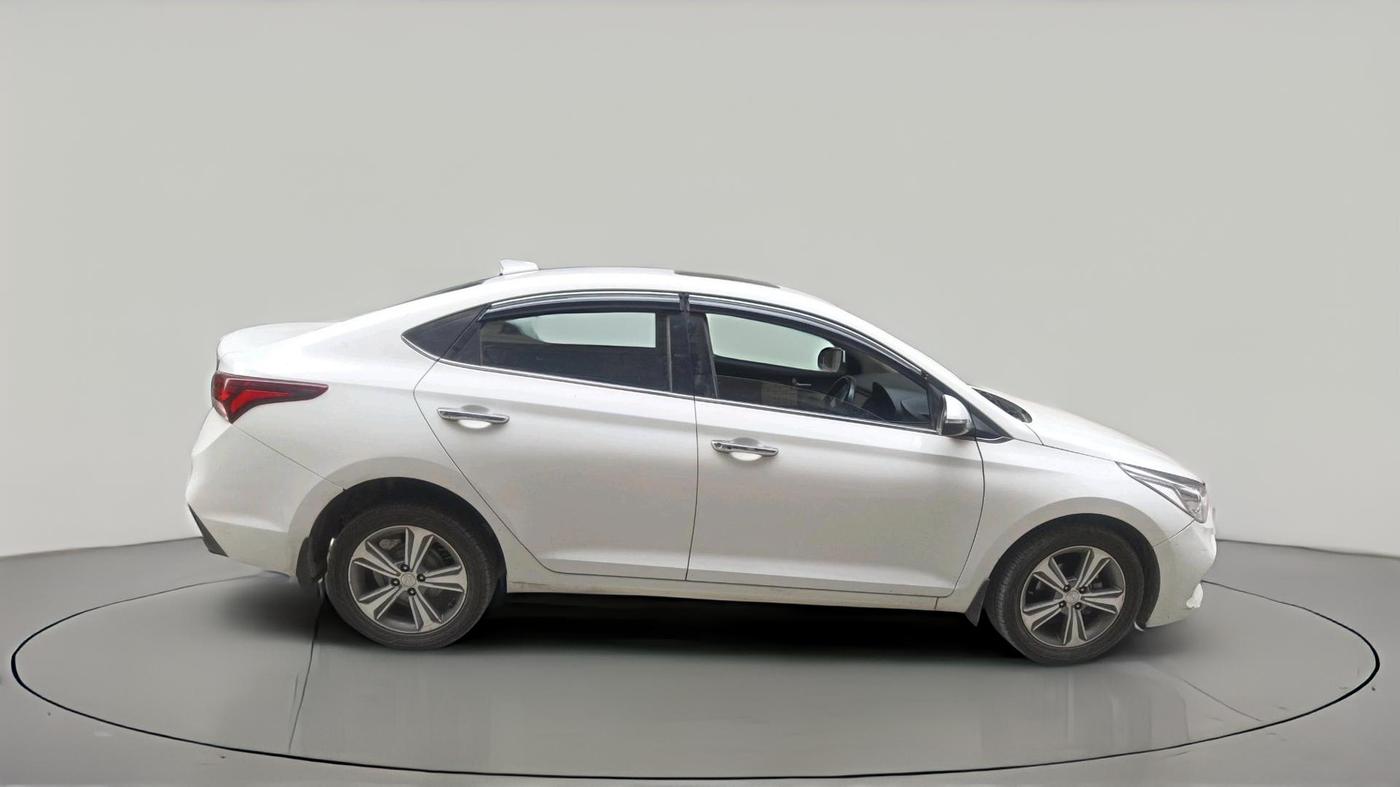 2017 Hyundai Verna 1.6 SX (O) CRDI MT, Diesel, Manual, 72,660 km, exterior