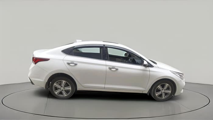 2017 Hyundai Verna 1.6 SX (O) CRDI MT, Diesel, Manual, 72,660 km, exterior