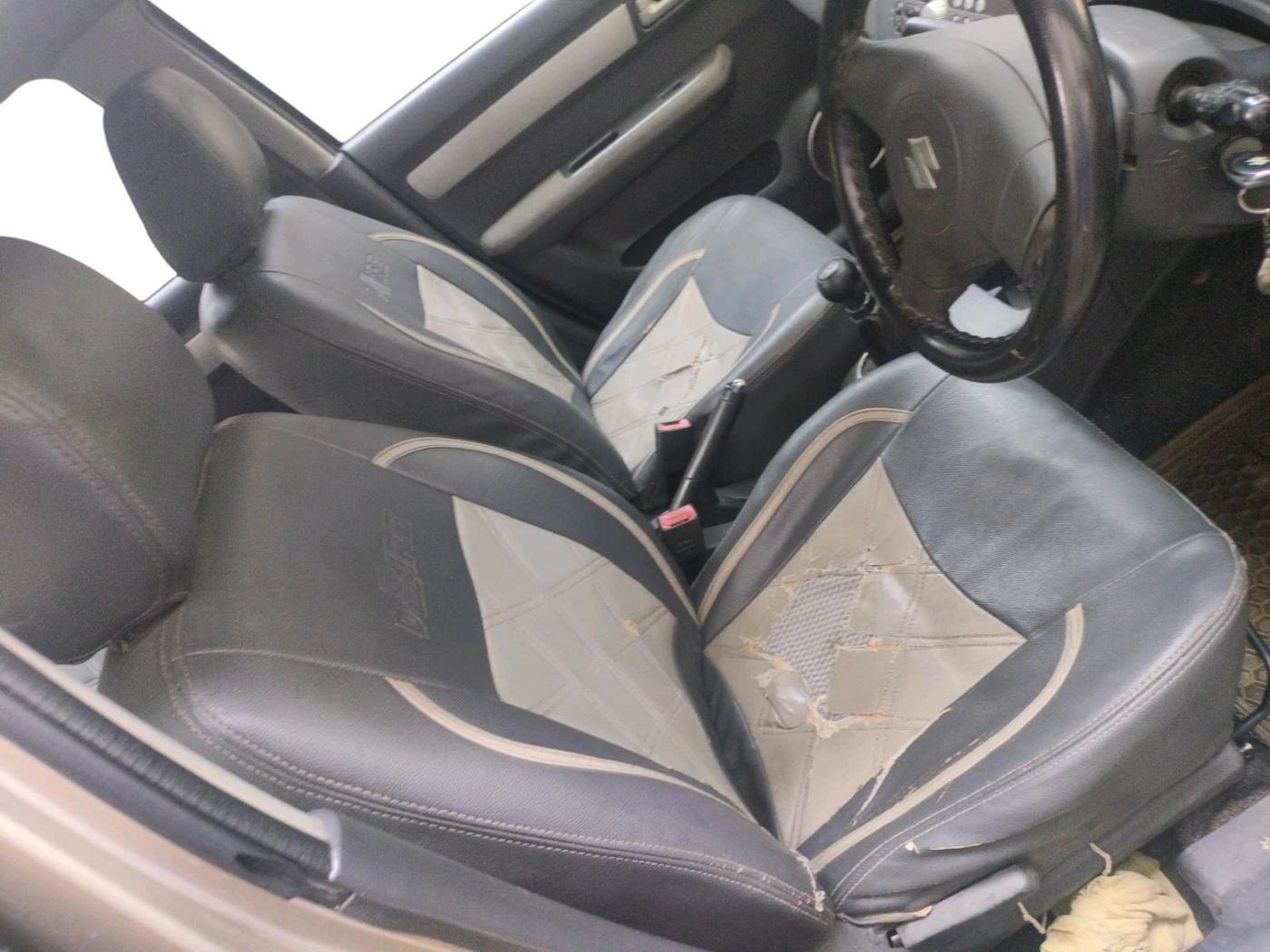 2011 Maruti Swift VXI, Petrol, Manual, 1,26,223 km, interior