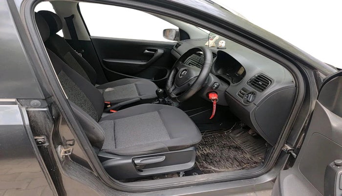 2014 Volkswagen Polo COMFORTLINE 1.2L PETROL, Petrol, Manual, 65,677 km, interior