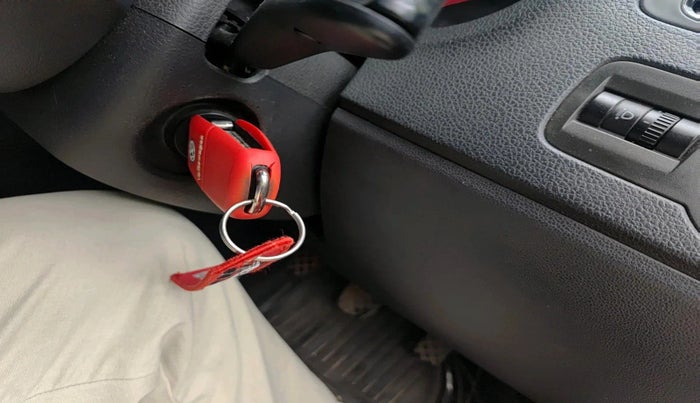 2014 Volkswagen Polo COMFORTLINE 1.2L PETROL, Petrol, Manual, 65,677 km, interior