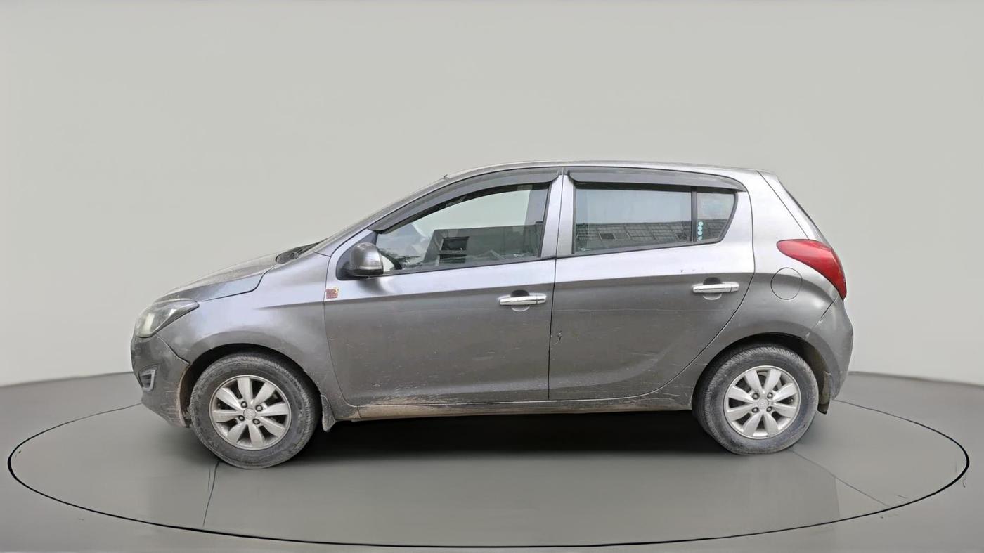 2013 Hyundai i20 SPORTZ 1.2, CNG, Manual, 1,28,335 km, exterior